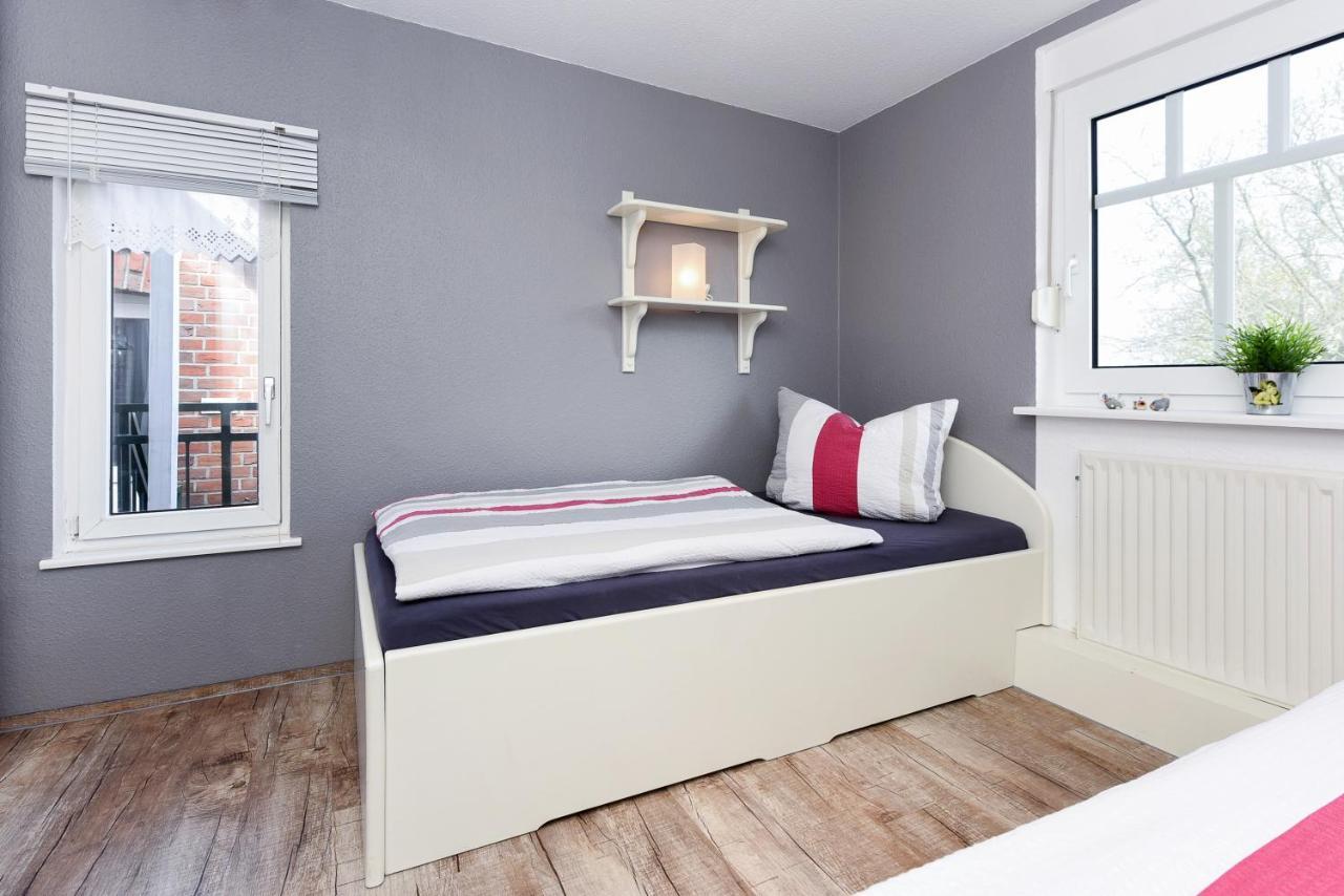 Ferienwohnungen Im Haus Friesische Weite Schillig Ngoại thất bức ảnh