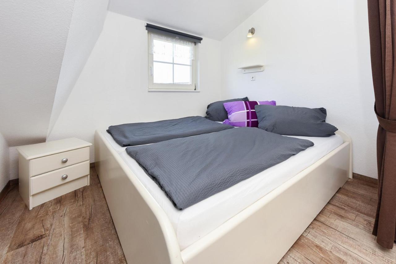 Ferienwohnungen Im Haus Friesische Weite Schillig Ngoại thất bức ảnh
